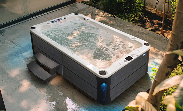 Deck Series Woodland Hills hot tubs for sale